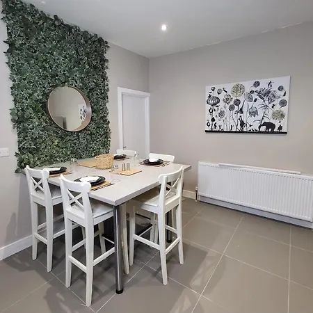 Kepler Residence Modern 4 Bedroom Property 1 Mile From Leeds Centre Buitenkant foto